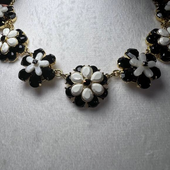Talbots Black White Gold Floral Statement Necklace 140 - Picture 7 of 16